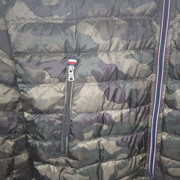 Tommy Hilfiger Men's Medium Camo Green Quilted Packable Puffer Jacket Duck Down - Picture 8 of 13
